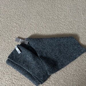 Gray Knit men’s Scarf